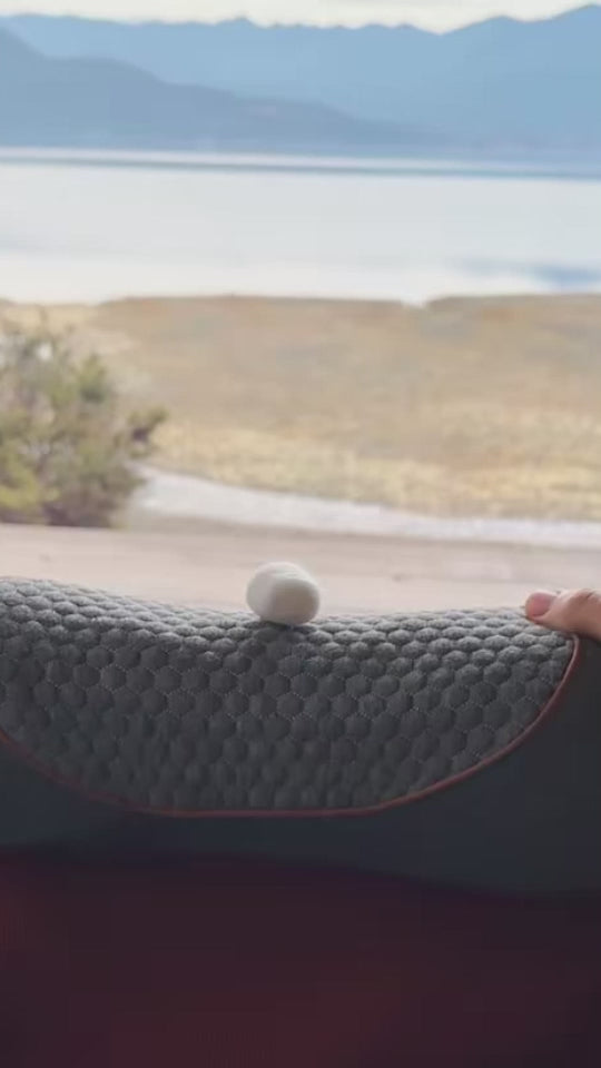 Ergonomisches Nackenkissen – Entspannung & Haltungskorrektur™ video